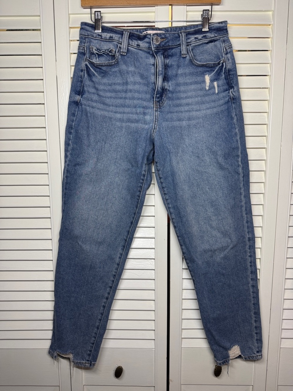 SO High Rise Mom Jeans Size 7, 28